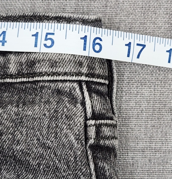 Levi's 501 Black Cut Off Denim Jean Shorts. 31. 100% Cotton. - Picture 6 of 9